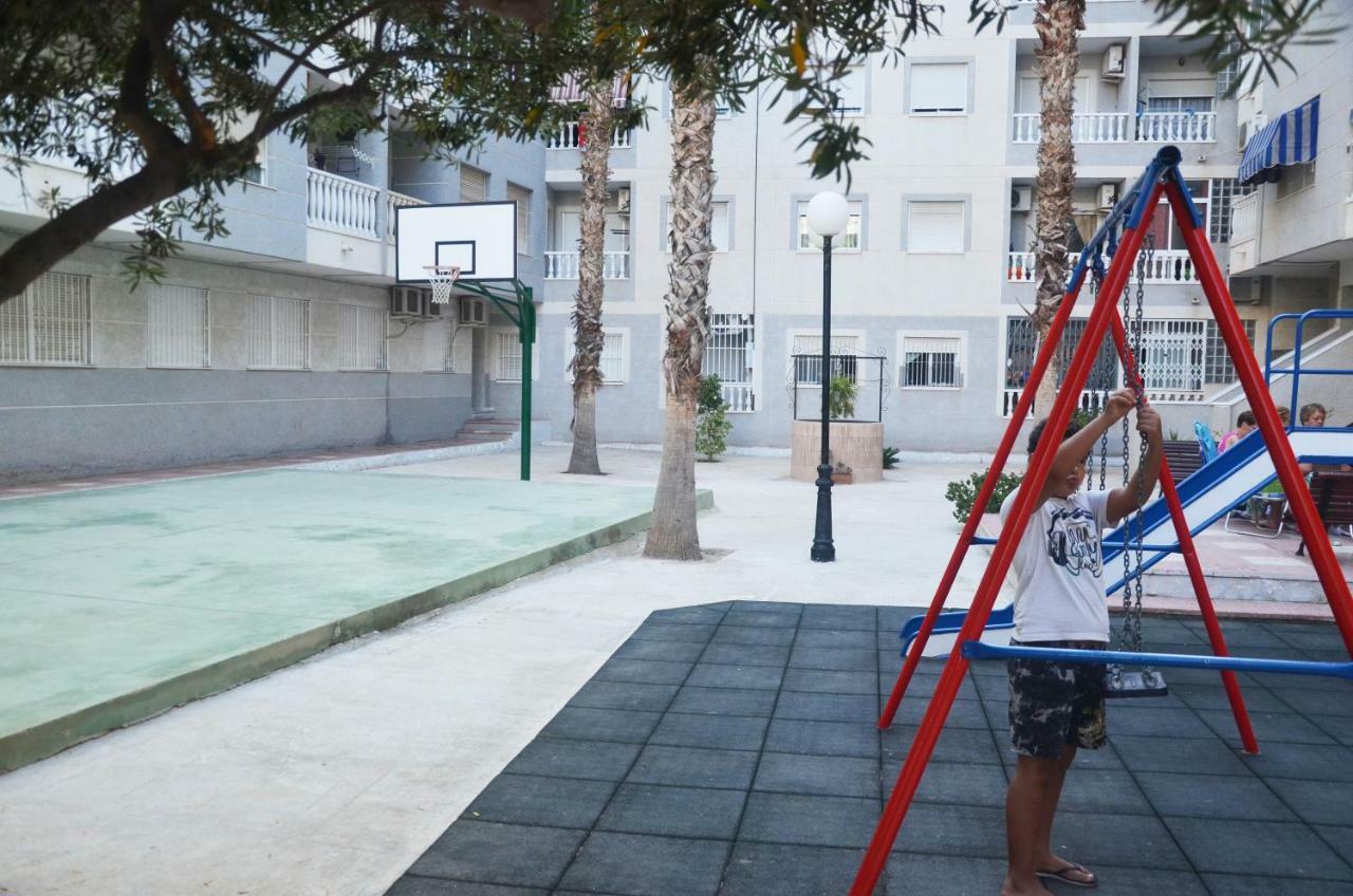 Pretty Studio With Swimming Pool トレビエハ エクステリア 写真
