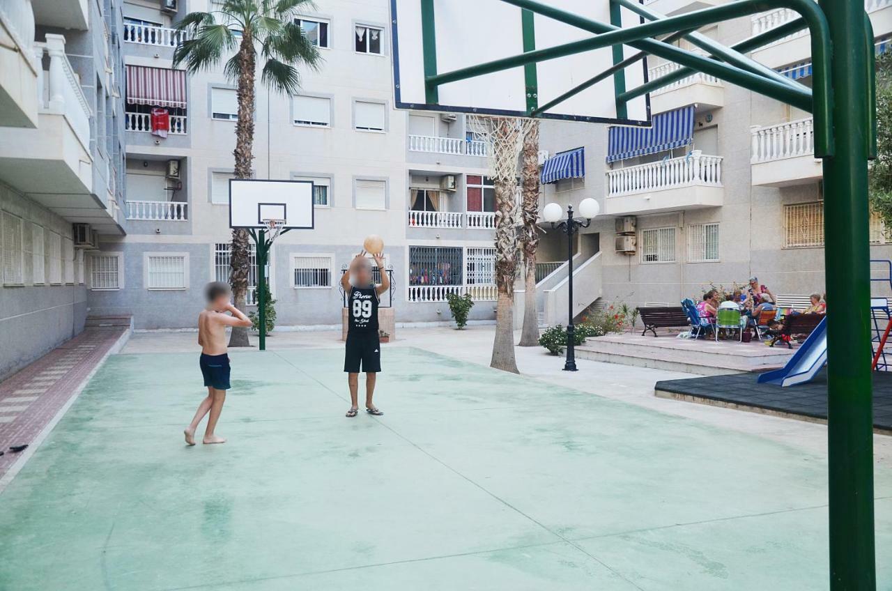 Pretty Studio With Swimming Pool トレビエハ エクステリア 写真
